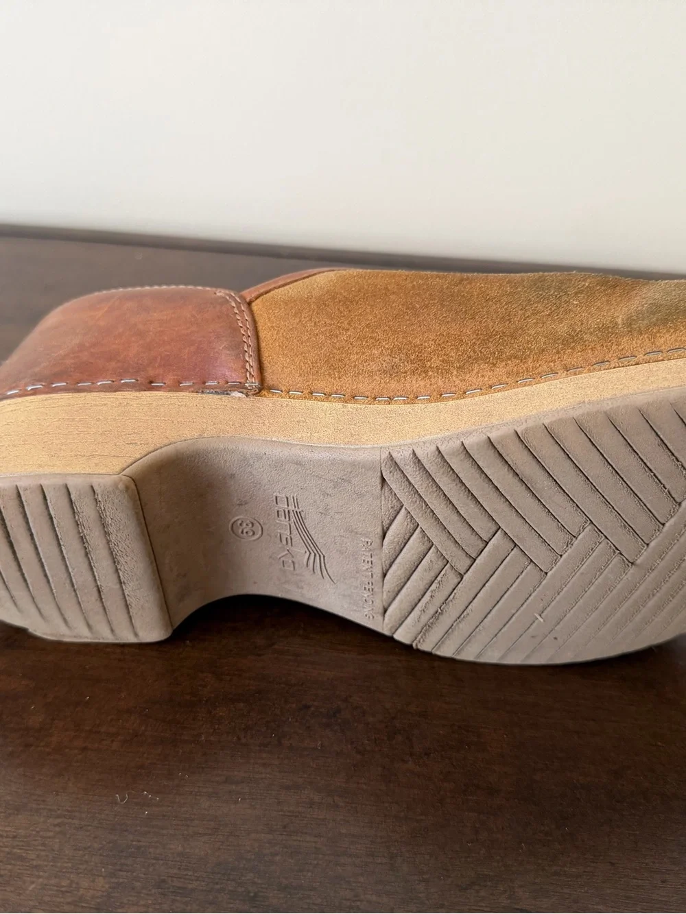 Women’s Suede Slip-On Clogs in Brown